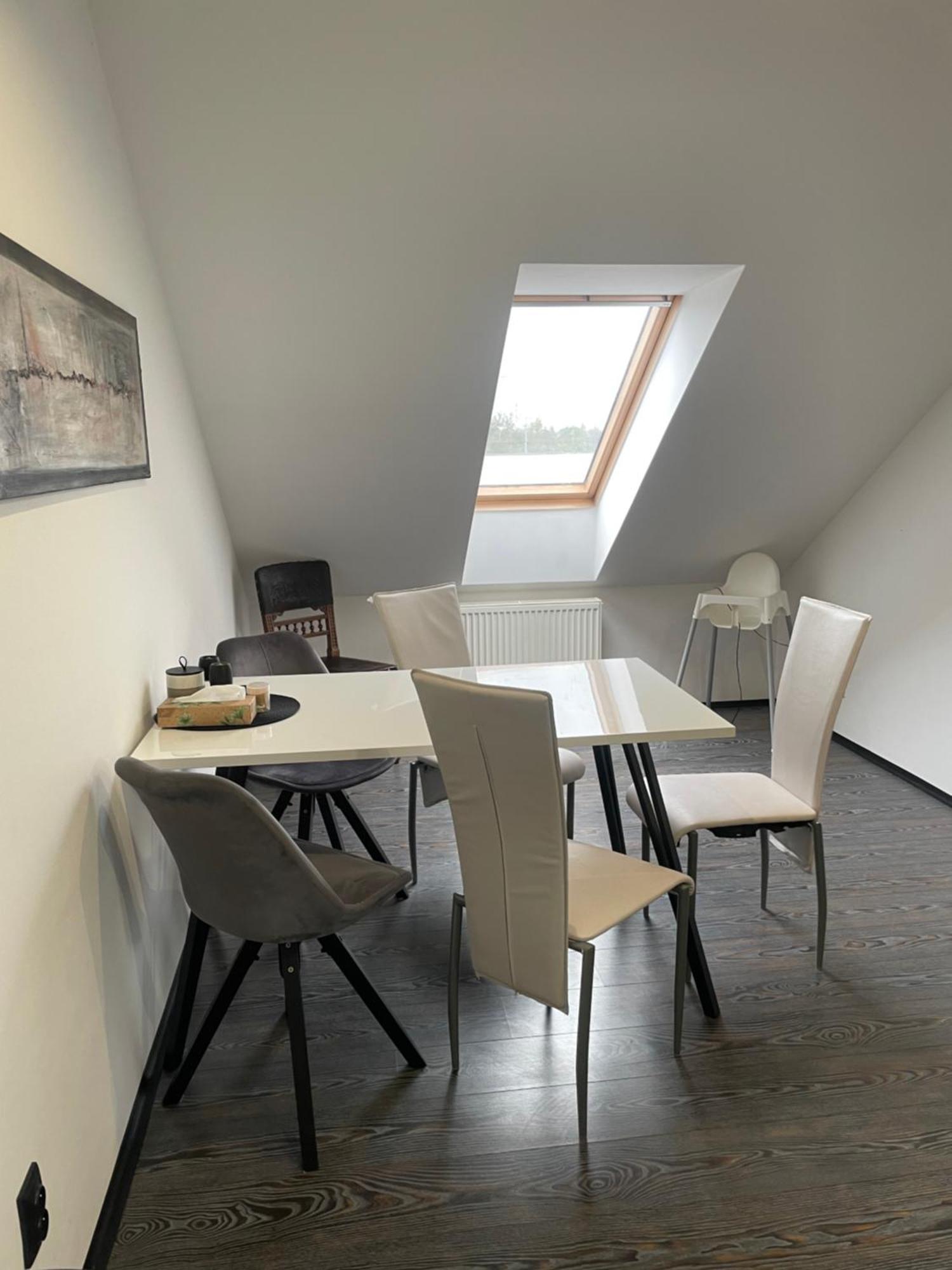 Apartman Vera Pardubice Bagian luar foto